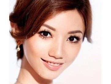 健康百龄     眉毛冲竖而起,则是病情危急的征兆,此种患者应抓紧时间