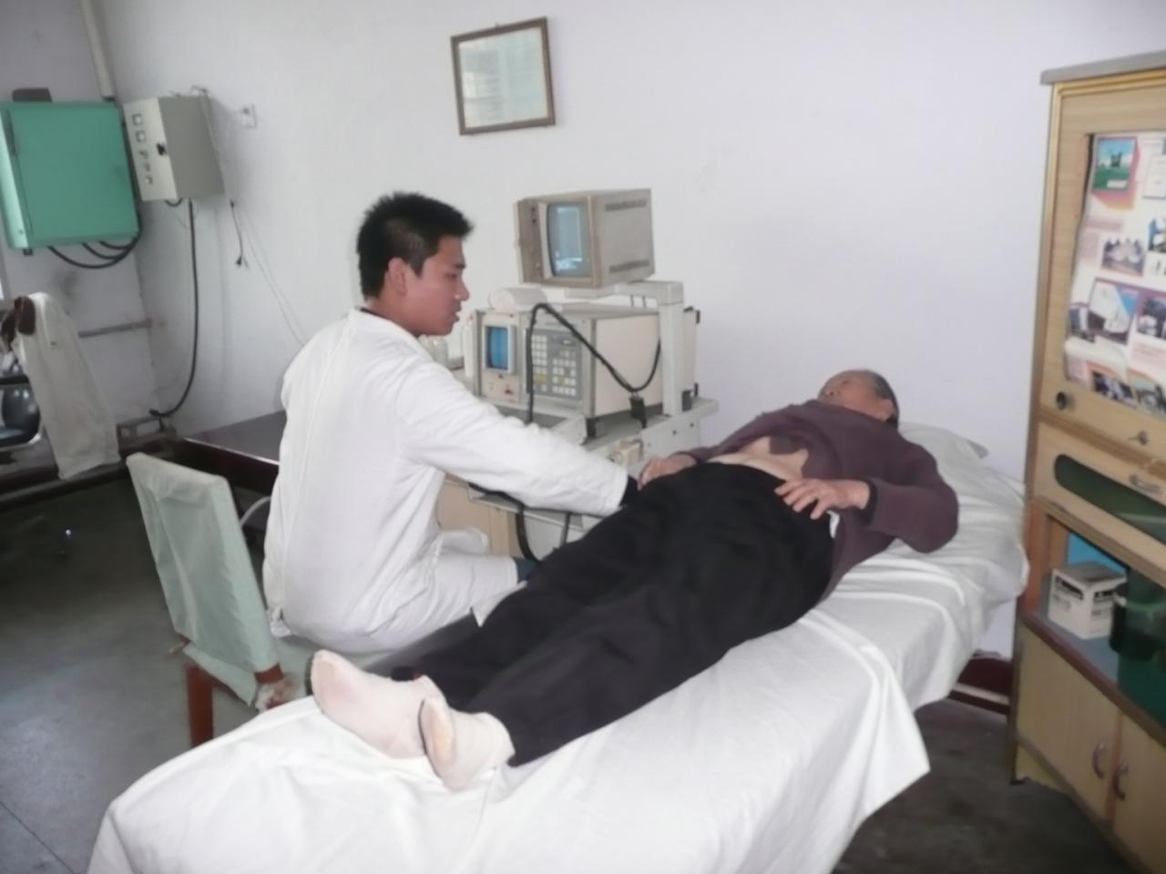 关住老人健康，有病能得到及时检查