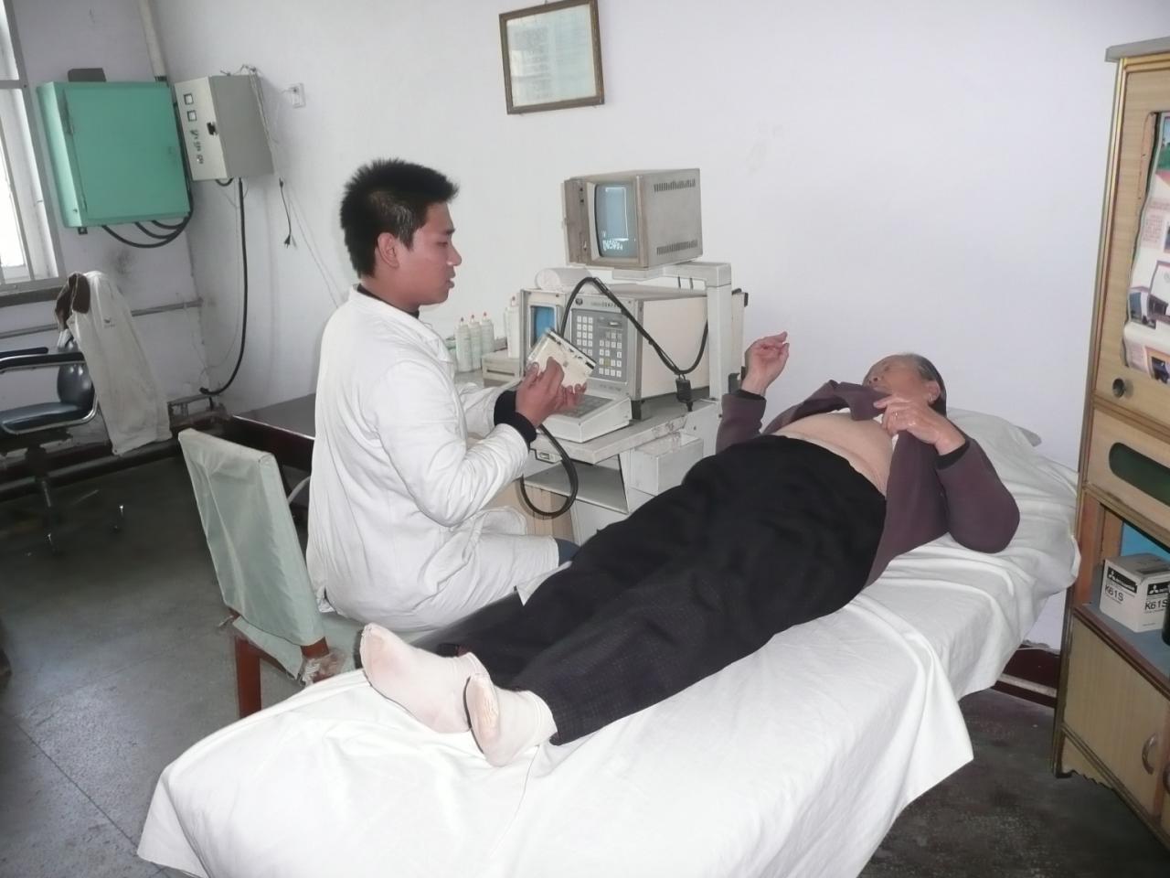 赡养老人，关注老年健康