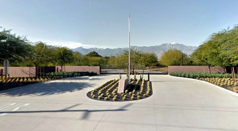 这是安纳伯格庄园北侧的游客中心的入口