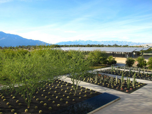 这是游客中心风景