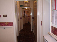 敲敲打打缓解便秘