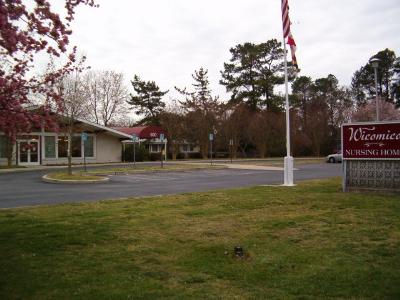 用热毛巾敷头部可以降低血压