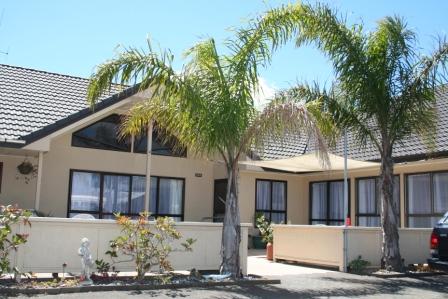 高跟族做做腿脚操