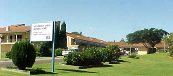 电脑旁摆放温水缓解眼干症