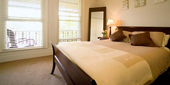 白领办公桌细菌超标严重