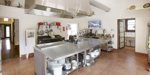 喝汤时千万要吃汤渣