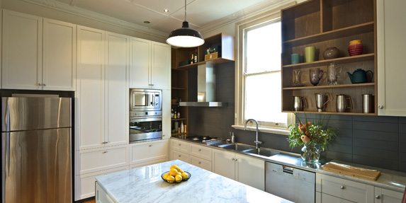 警：腹痛千万不能揉