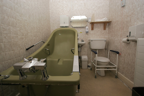 想要长寿就要多赤脚