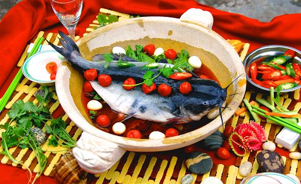 老人常吃鱼类食品 可降低患黄斑变性风险