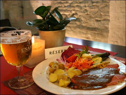 啤酒加海鲜 当心泌尿道结石