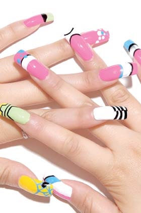 美甲要小心! 4款指甲油含苯可致癌