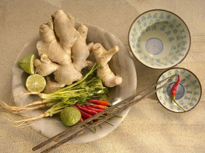 假期出行备四味中药