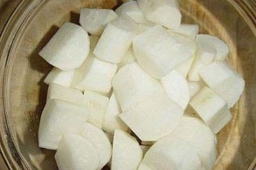 冬季常吃冰糖萝卜可润肺止咳