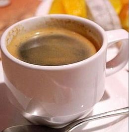 过量喝咖啡会让女孩乳房变小