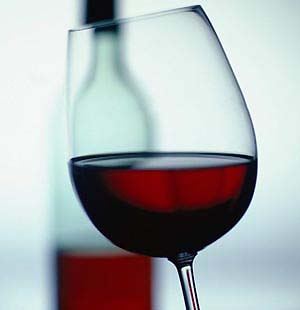 红牛跟酒精混饮可导致急性心脏病发作