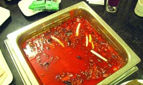 你吃的不是火锅 是化学添加剂