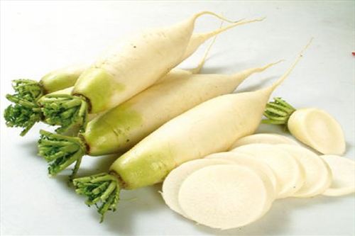 裂心萝卜有虫害 6种非正常蔬菜千万别买