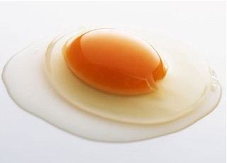 蛋黄越黄对眼睛健康越好
