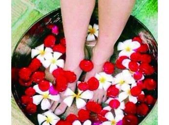 晚上九点泡脚最护肾