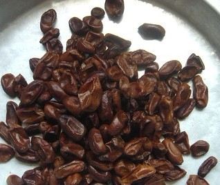 喝绿豆甘草红糖水能缓解酒后不适