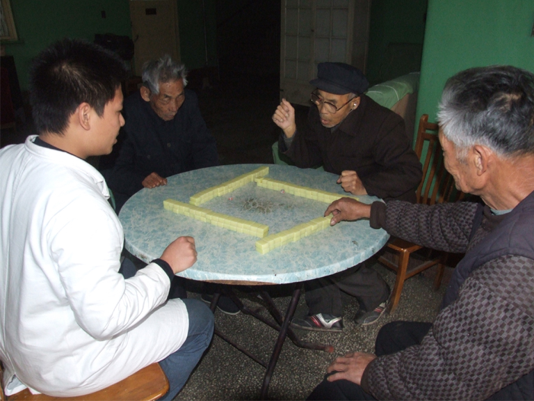 淄博老年公寓里老人们生活快乐，幸福