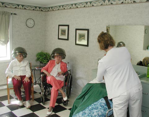 老年用品，服务老人