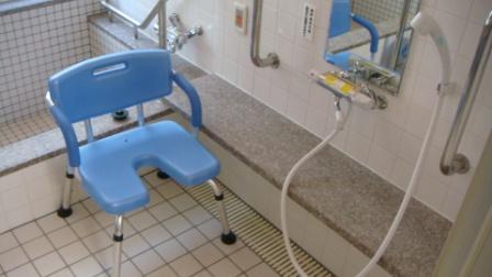 日本养老院中的高科技