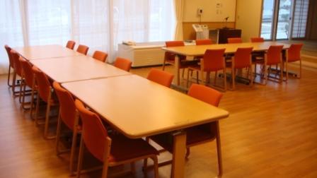 日本养老院让老人们有归属感也有尊严感