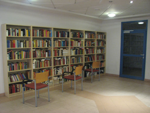 老年公寓的图书室