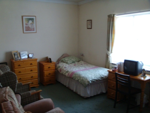 国外的养老院 卧室